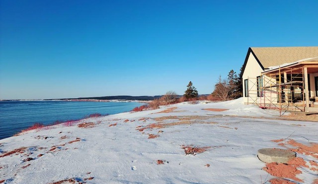 Beachfront villa Perce