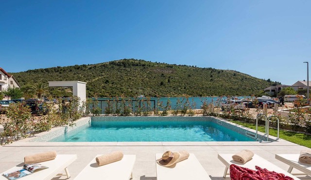 Beachfront Villa Seabird with Pool