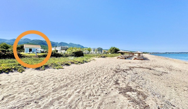 Beachfront Villa Stato Da Mar Romantic