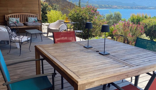 Beachfront villa with breathtaking views of the Gulf of Sagone!