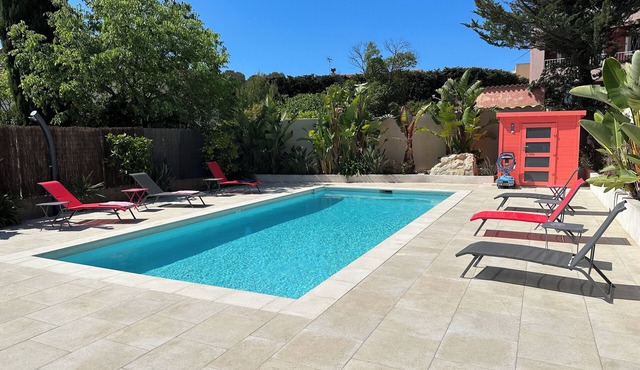 Beachfront villa with pool