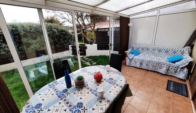 Beachfront Villa with Garden & Pool, 200m from Seignosse Beach