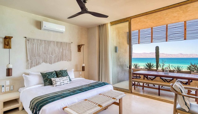 Beachfront Vista Villa