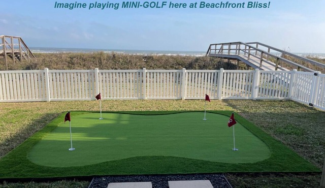 Beachfront w/Mini Golf, Ping Pong & Bar Swings
