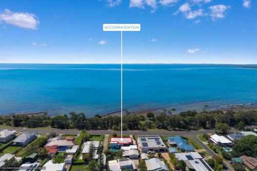Beachhouse On The Esplanade