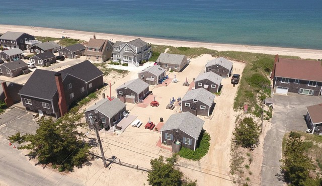 Beachland G - Updated cottage- steps to East Sandwich beach w/central A/C