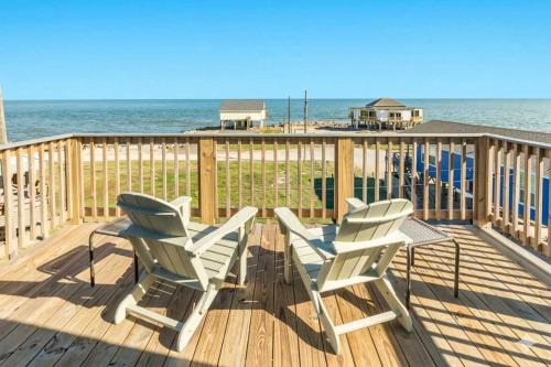 Beachpointe - Right by Beach, Sea & Sand Views For Miles!