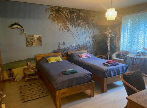Beachroom 19m2 with mountain view