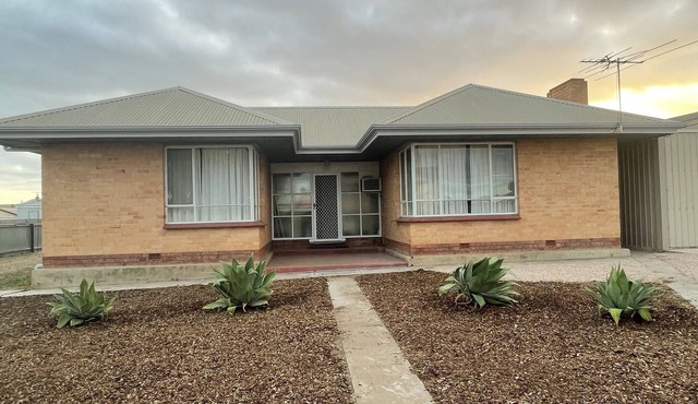 Beachside at Ardrossan! getaway only 1.5 hours from Adelaide families or couples