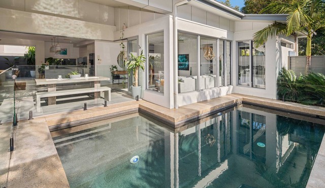 Beachside Bliss – Coolum Coastal Oasis