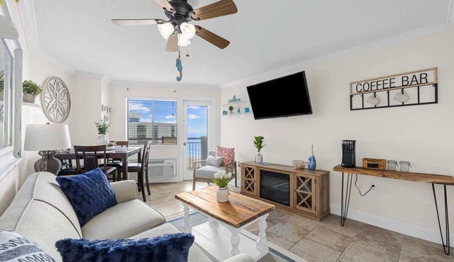 Beachside Bliss: Private 1-Bedroom Hideaway