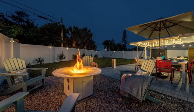 Beachside Bliss: Step2Beach, Firepit, BBQ, Hammock Surfboard, Coffee, fast wifi