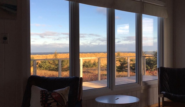 Beachside Cottage Escape - Front row Seats to the Most Picturesque Shore in PEI