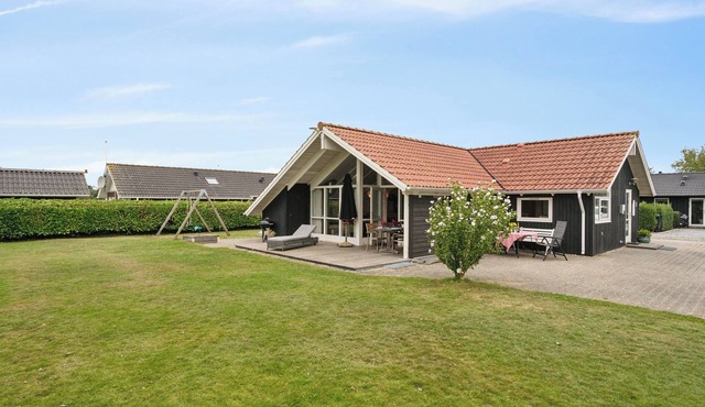 Beachside holiday home for the whole family