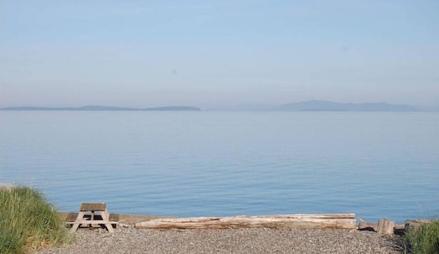 Beachside Home W/Stunning Views!