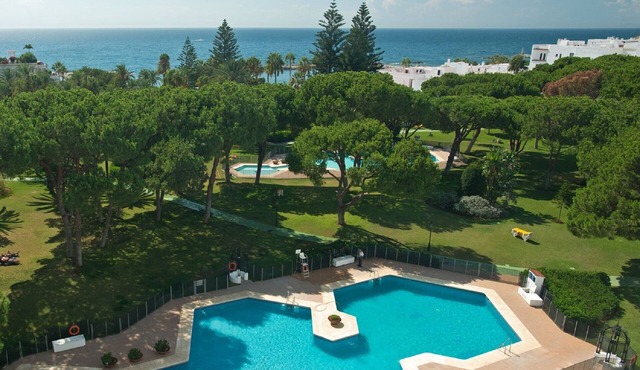 Beachside Puerto Banus Stunning Apartment 212