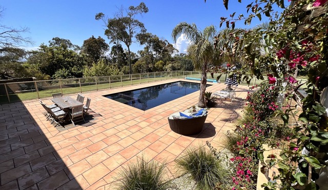 Beachside retreat with pool and tennis court