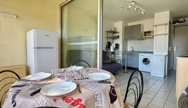 Beachside Studio with Pool, Parking & Balcony - Argelès-sur-Mer