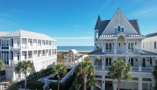Beachtown - Steps from Beach & Pool - 5 Bedroom, 2nd Row + Beach Views, Elevator
