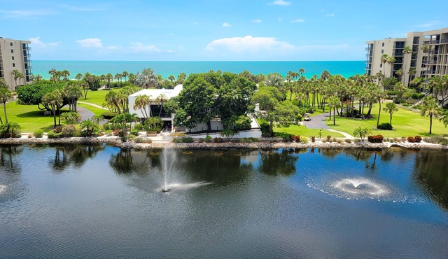 Beachview 2 BR/2 BA Beachplace condo by FVC