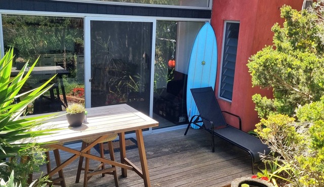 BEACHWOOD STUDIO-a perfectly styled getaway for couples BEACH AT YOUR DOORSTEP