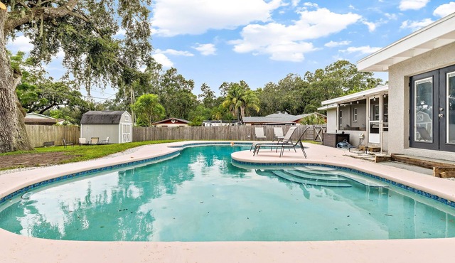 Beachy getaway in lovely Lakeland, Fl!