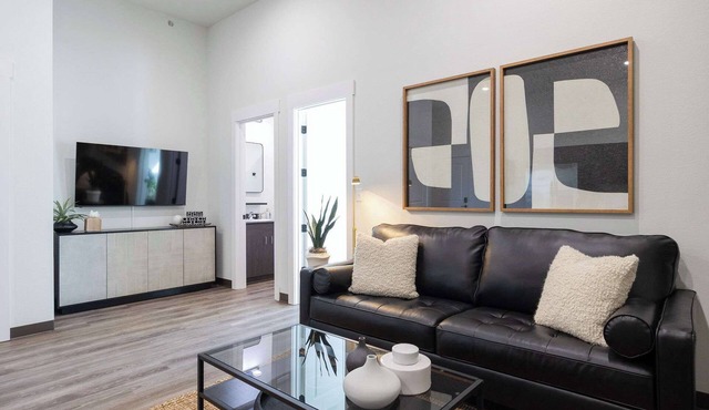 Beacon - 5 mi to XNA - 15 mi to DT Bentonville