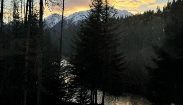 Bear Bottoms at Salmon Creek