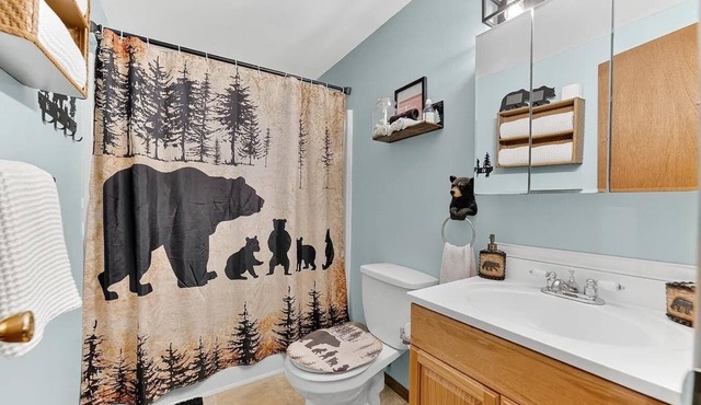 Bear Cabin Hideout