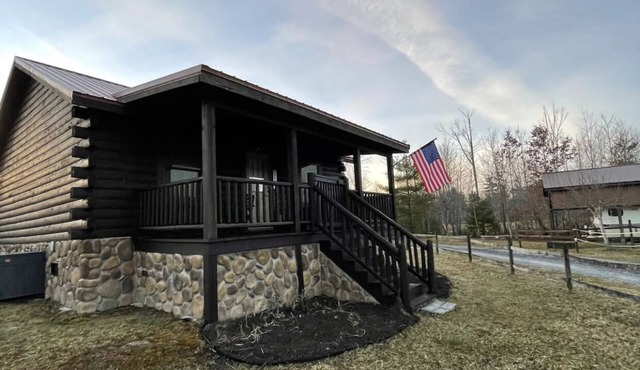 Bear Claw Cove #2 Pet Friendly/HotTub/Bicycles/Kayaks