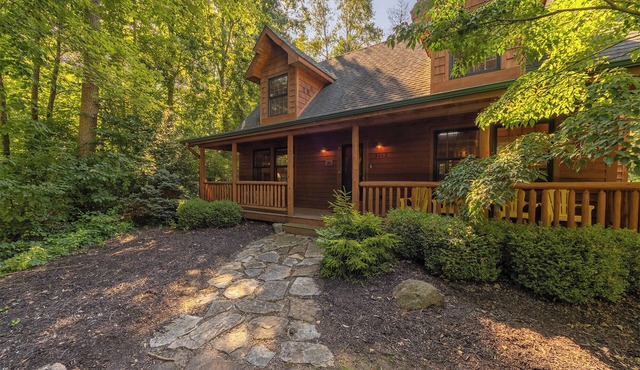 Bear Creek Lodge - Association Pool, Pretty Surroundings, Goshorn Lake Access