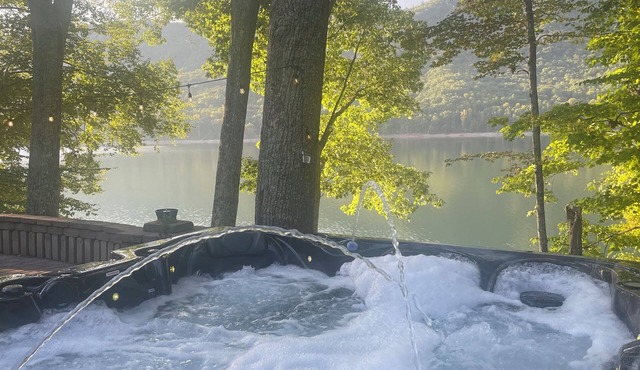 Bear Cub Cabin - Lakefront - Exceptional Fishing