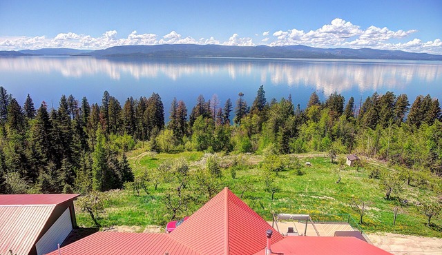 Bear Dance Retreat- Private Cherry Orchard