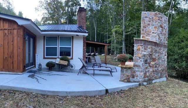 Bear Den Cottage
