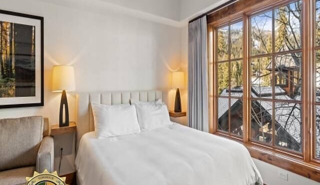 Bear Den | Includes Two 1-Day Lift Tickets