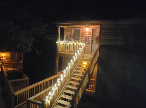 Bear Den on Lake Ouachita 2BR Condo at Mountain Harbor Resort