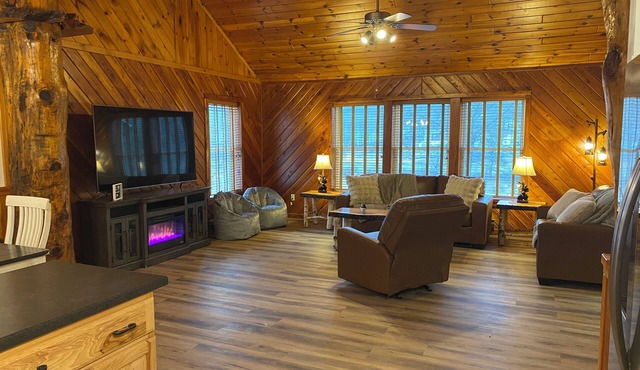 Bear Lodge! All the comforts of home with a cabin getaway feel. Sleeps 7