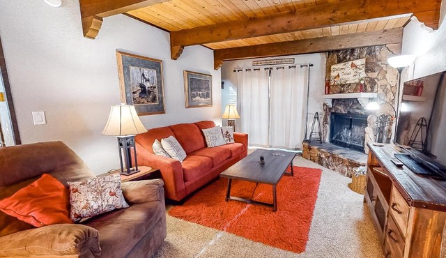Bear Mountain Manor