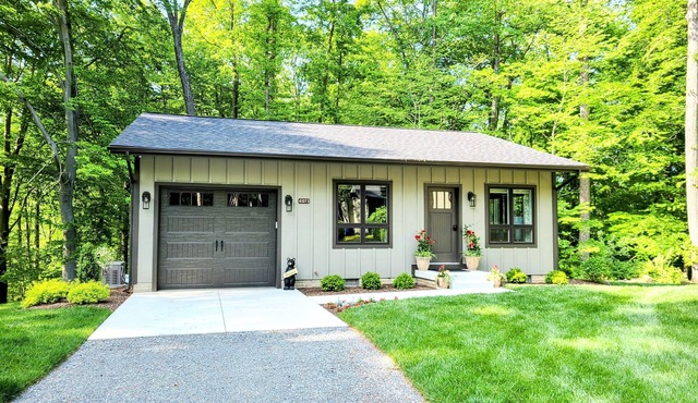 Bear Mountain Cottage