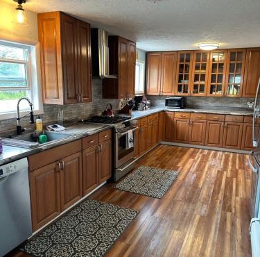 Bear Mountain View 4BR House Only 25 Min outside city Beautiful Mountain View