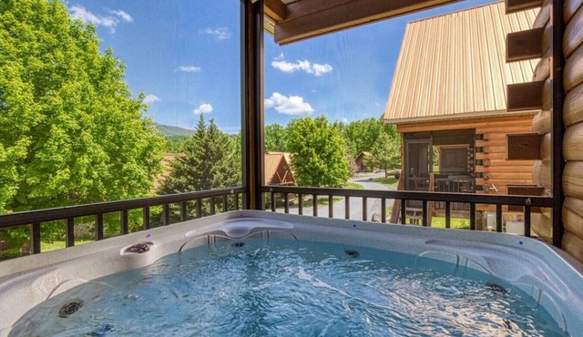 Bear Necessities-Cozy 2BR Cabin Gatlinburg-Hot Tub