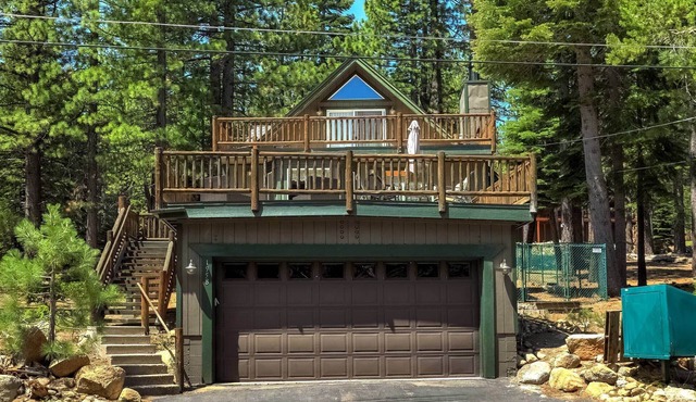 Bear Pause 4BR | Large Deck & Balcony