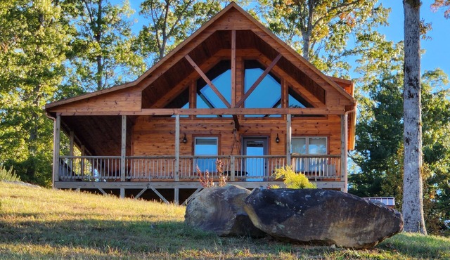 Bear Paw Paw Cabin