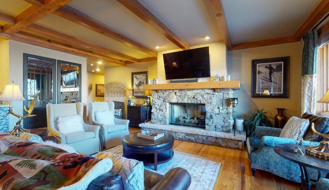 Bear Paw Ski In - Ski Out Condo