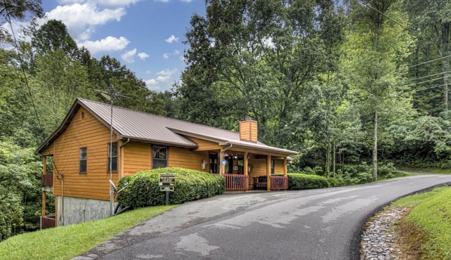 Bear Retreat - A Favorite Family Cabin Located In Dogwood Farms