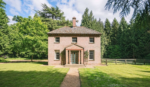 Bear's Cottage, Wood Norton, Norfolk