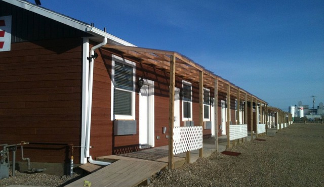 Bear's Den Lodge