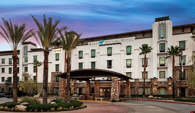 Bear Springs Hotel