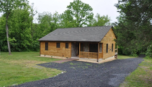 Bear Timbers log cabin on the Shenandoah River