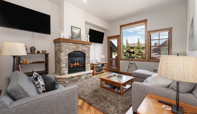 Bear Trail 3 Bedroom Townhouse by RedAwning